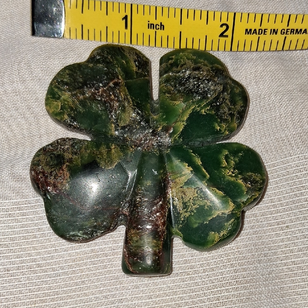 Emerald Stone Clover Home Accent